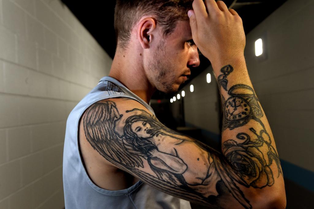 зачем делают татуировки